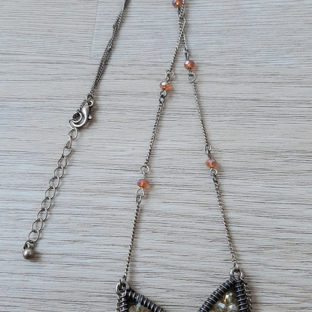 Chevron beaded statement necklace - Picture 3 of 7